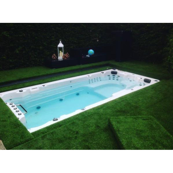 Canadian Spa Company_KS-10005_St Lawrence 16’_73 Jet_Swim Spa_Blackout Insulation_UV Light Water Care