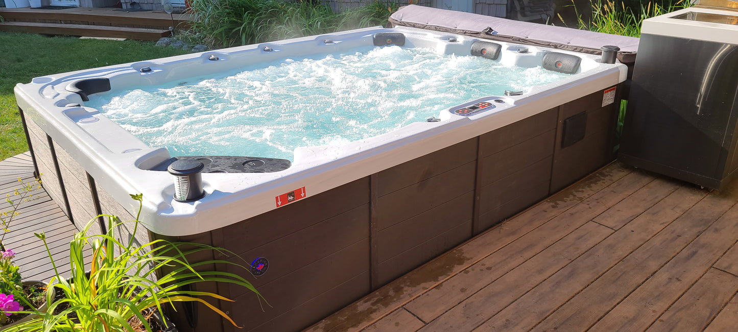 Grand Bend 94-Jet 9-Person Hot Tub