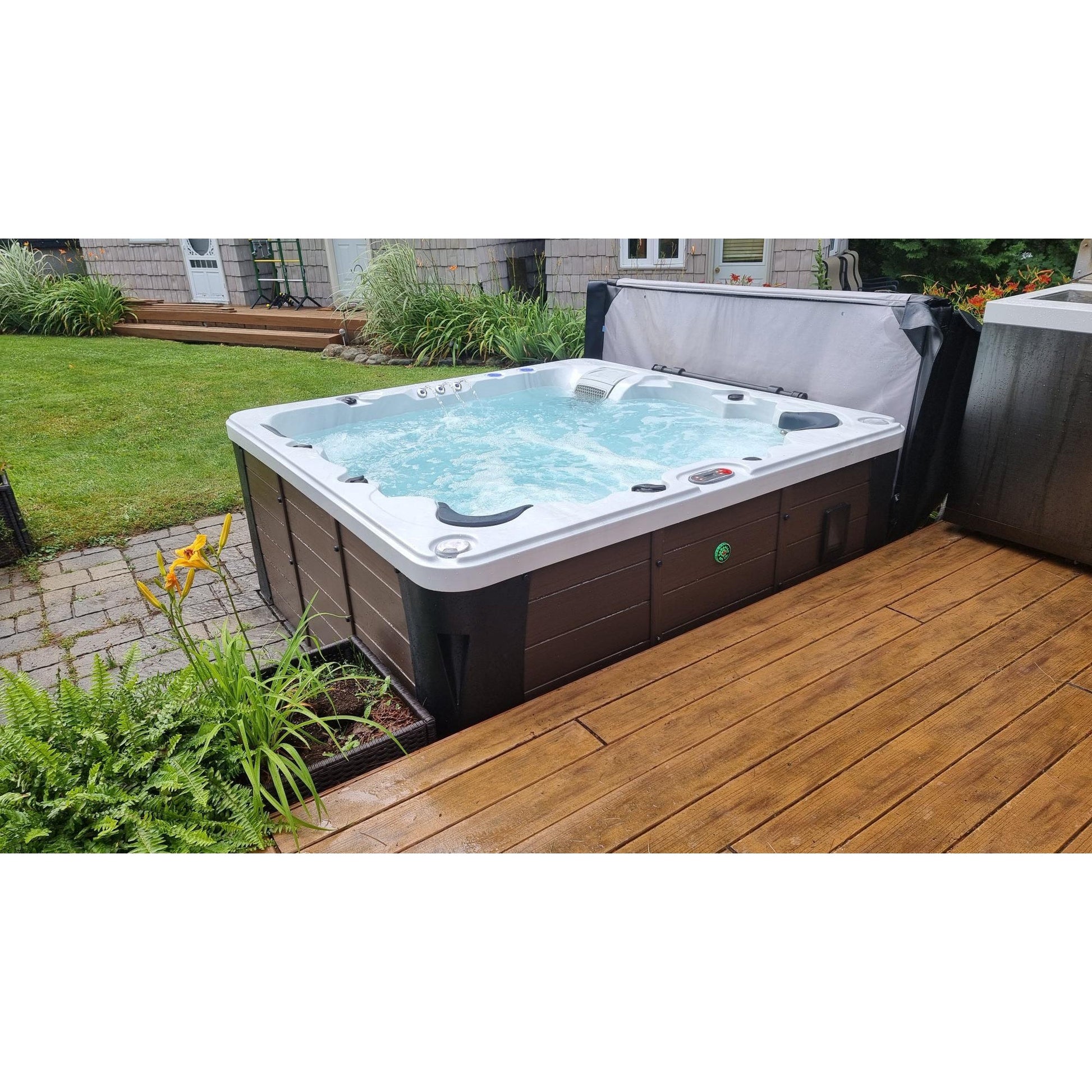 Canadian Spa Company_KH-10130_Erie_Square_6-Person_46 -Jet Hot Tub_Blackout Insulation_UV Light Water Care_Lounger