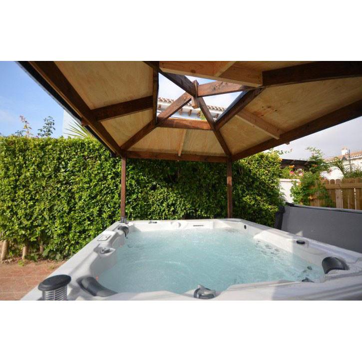 Canadian Spa Company_KH-10168_Toronto UV_Square_6-Person_44 -Jet Hot Tub_Blackout Insulation_UV Light Water Care_Lounger