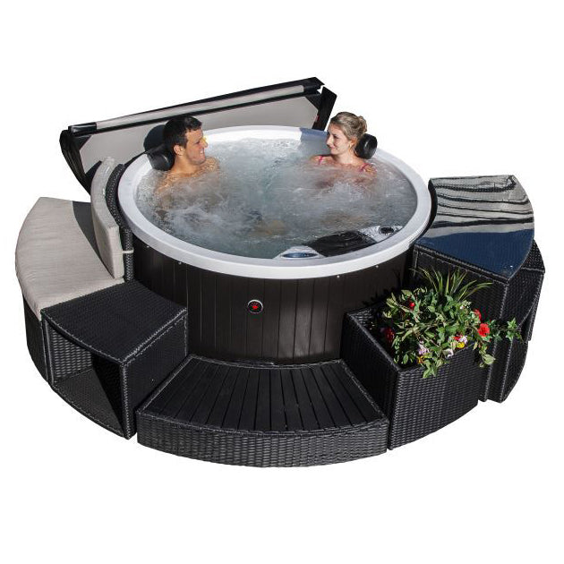 Canadian Spa Company_KH-10078_Okanagan_Round_Plug_&_Play_4-Person_10-Jet Hot Tub_Blackout Insulation_UV Light Water Care_Patio_Spas