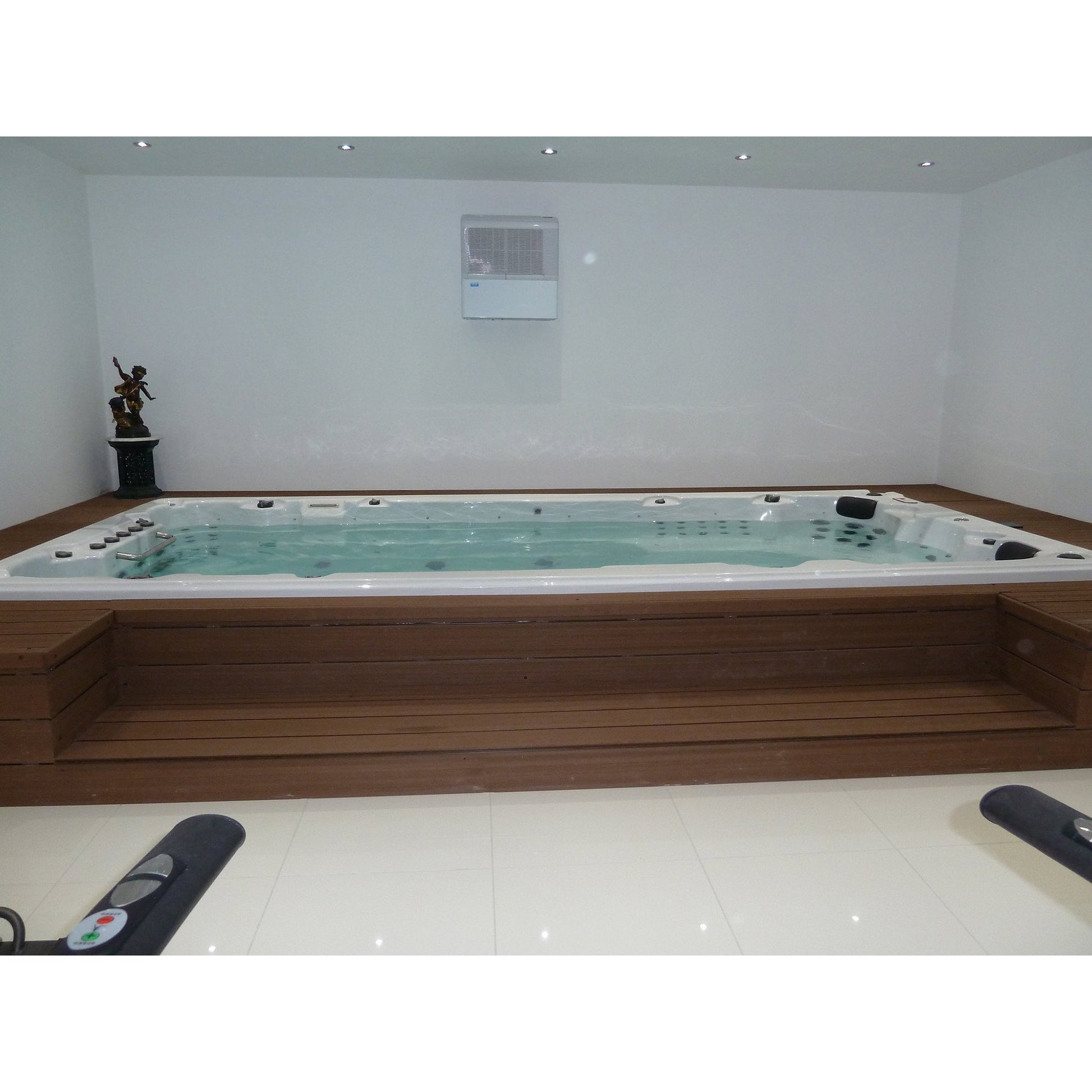 Canadian Spa Company_KS-10005_St Lawrence 16’_73 Jet_Swim Spa_Blackout Insulation_UV Light Water Care